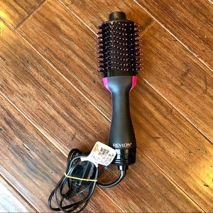 Revlon One Step Hair Dryer and Volumizer